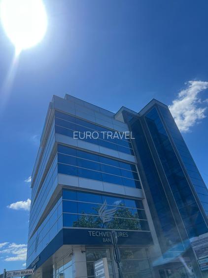 birou  elegant, mobilat,luminos, supraf. vitrata mare, lift , 241 mp, Bd. Mamaia - 23