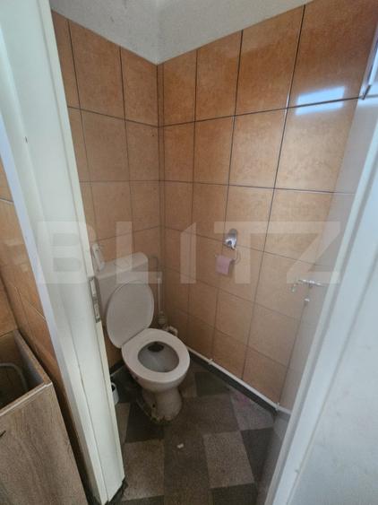 Spațiu comercial 100 mp, parter, cu vitrină – Hunedoara, disponibil imediat