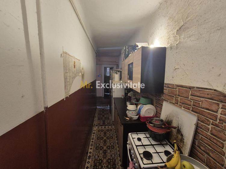 Apartament cu potențial situat pe strada Amzei.