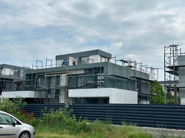 Otopeni , Mc Donald’s. Vila tip Duplex superb