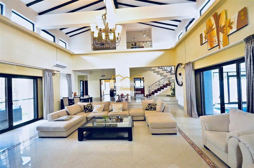CASA EXCLUSIVISTA IANCU NICOLAE- PIPERA VEDERE PADURE TEREN 1500 MP