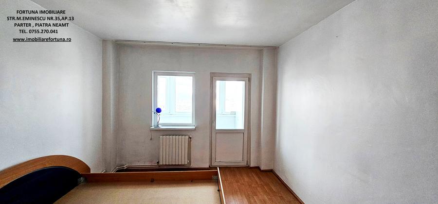 Apartament 3 camere, 2 locuri parcare, view spectaculos, zona Calea Romanului
