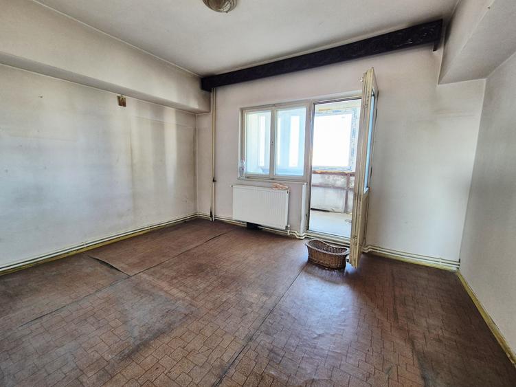 Apartament 3 camere de vânzare, 2 băi – Trocadero