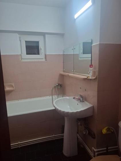 Apartament 2 Camere, 60 mp, la ,,B-uri,,  vis a vis de Spitalul de Urgenta