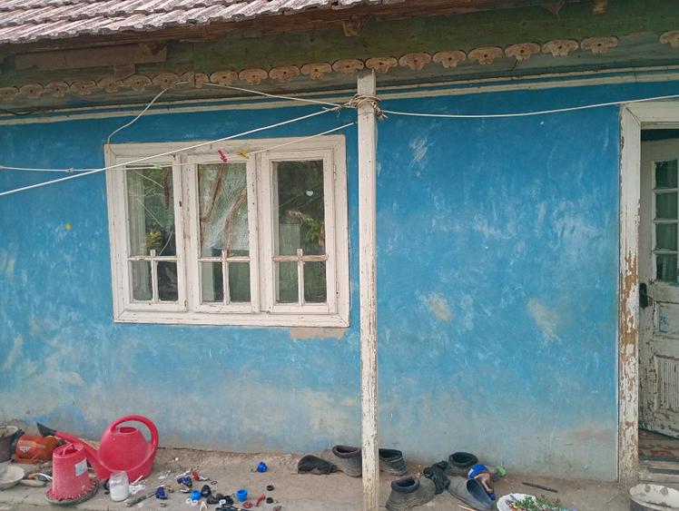 Casă bătrânească pt o familie ce vrea o viață liniștită la țară