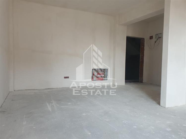 Apartament cu 2 camere open space, lift, zona  Eso