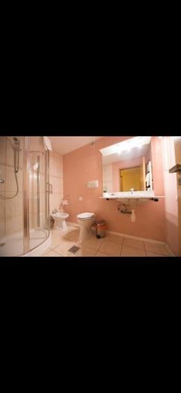 INCHIRIEZ GARSONIERA 250 EURO