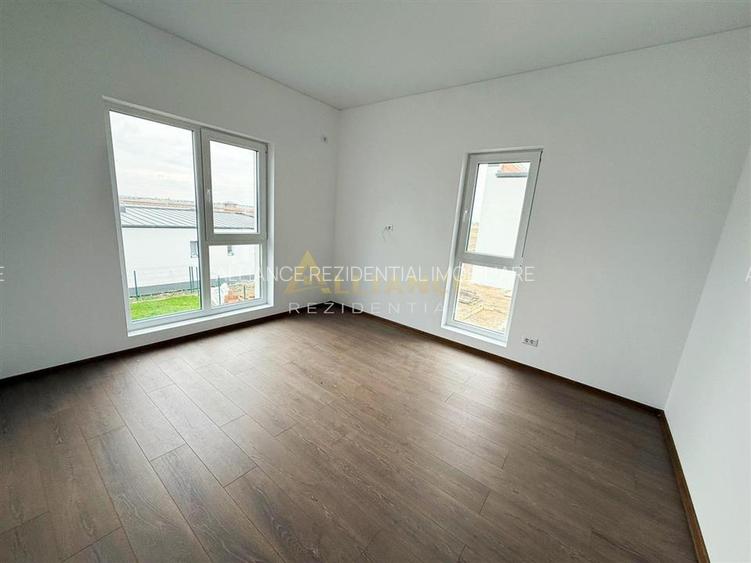 Vila cu 4 camere în ansamblu rezidential exclusiv - Comuna Berceni - 10