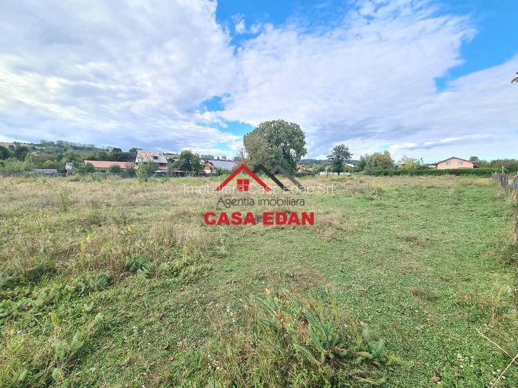 Teren intravilan in Campina--3750mp--38e - 2