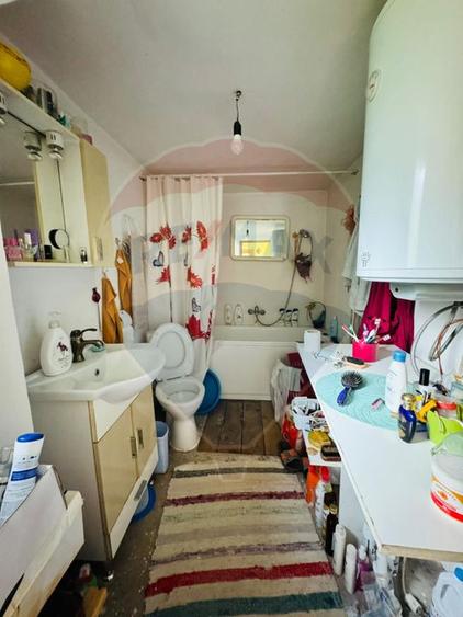 Casă / Vilă cu 3 camere de vânzare