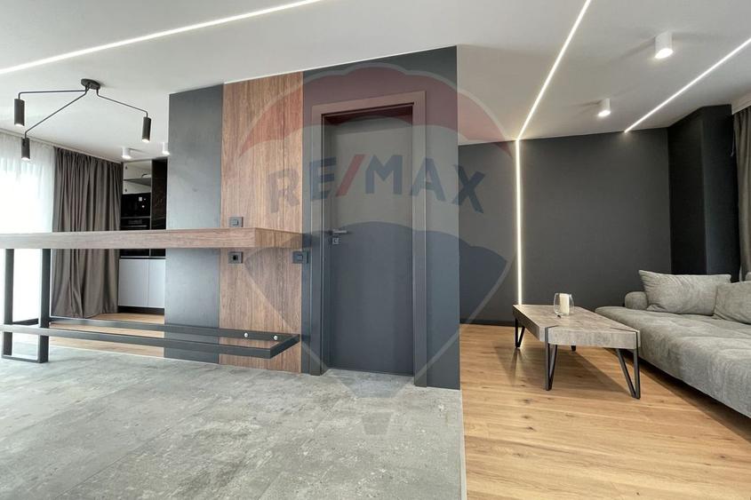 Penthouse pe 2 niveluri, 115 mp, imobil nou
