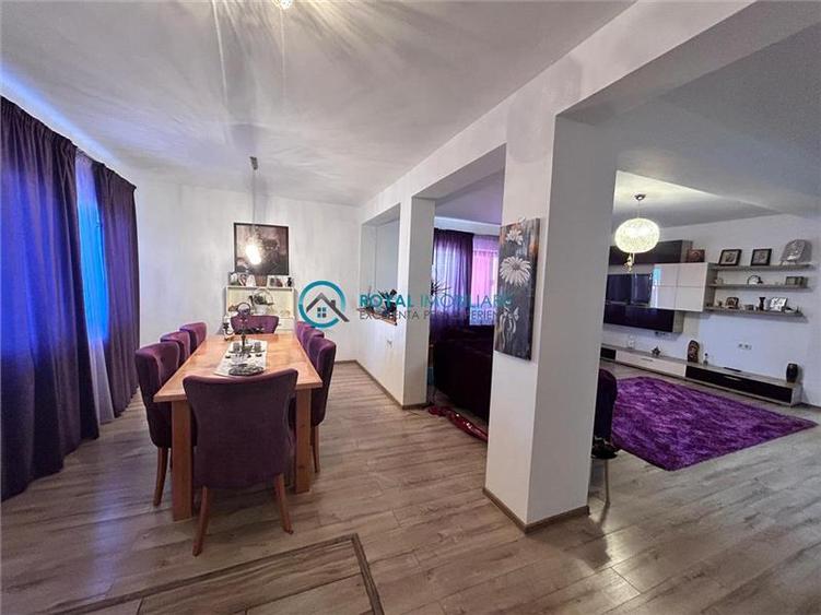 Royal Imobiliare - Vanzare Vila zona Paulesti