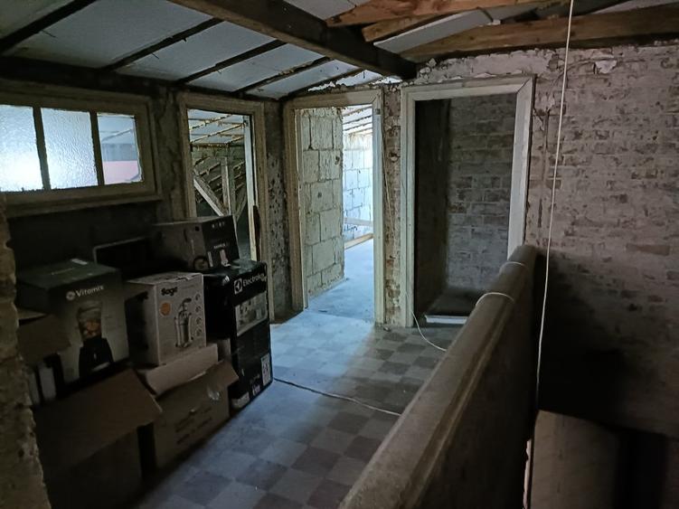 TITULESCU - langa Clinica 32 vanzare casa 230 mp
