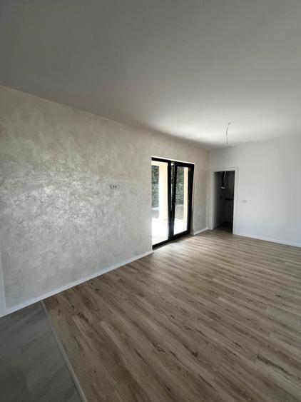 Casă modernă individuală, 3 camere, 2 bai, 300 mp teren
