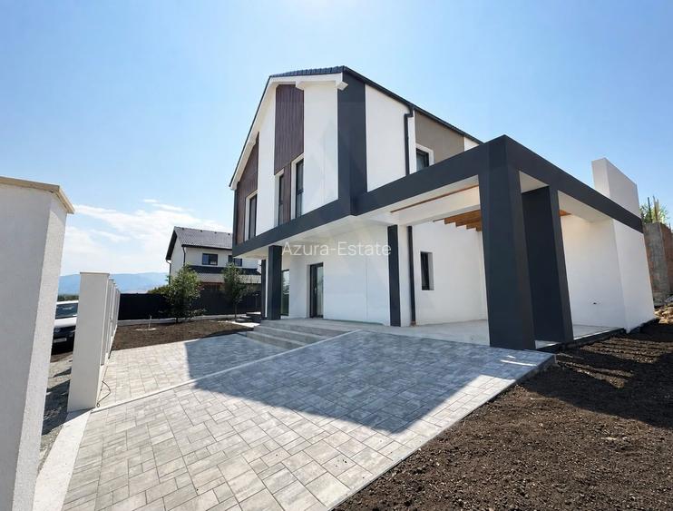 Casa individuala premium 4 camere 3 bai teren 365 mp Calea Cisnadiei - 2