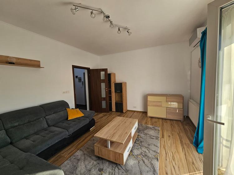 Apartament 2 camere, decomandat, parter, curte și 2 locuri parcare, Dumbrăvița