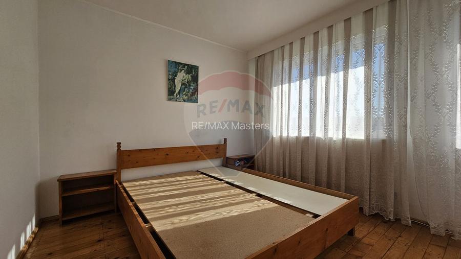 Casă / Vilă cu 5 camere în Baia-Bogata, Suceava - 26