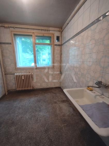 Apartament 3 Camere în Titan