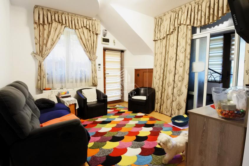Vilă modernă tip duplex  în Bacău - zona Tache - strada Mărăști
