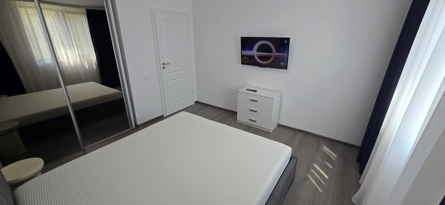 Inchiriez apartament 2 camere faleza nord, bdul Mamaia, intrare Mamaia