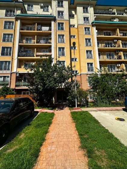 Vanzare Apartament 2 Camere - Decomandat - Cosmopolis