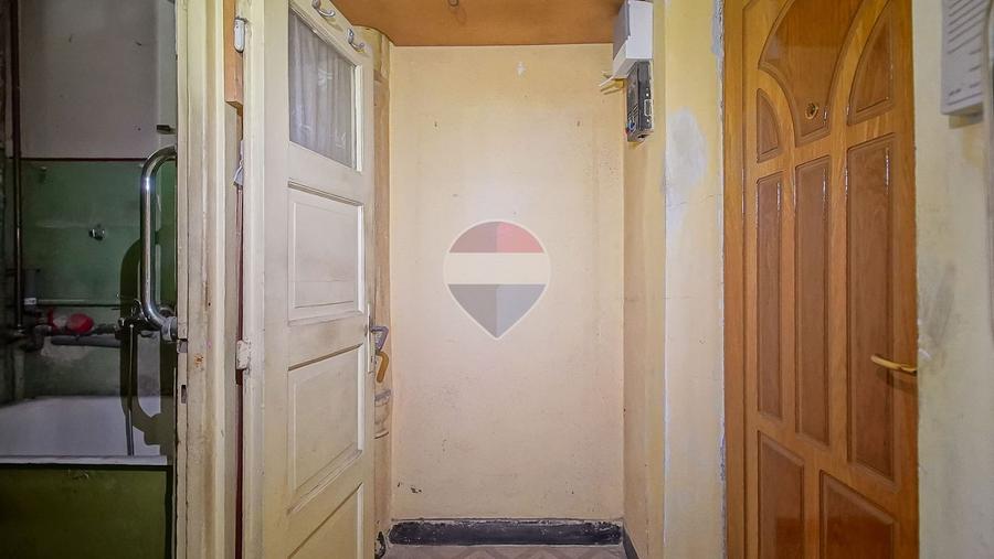 Garsoniera Centrul Civic, bloc apartamente + garaj propriu 15mp