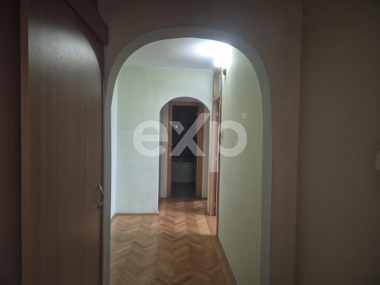 De închiriat apartament 3 camere in Pitești Popa Sapca
