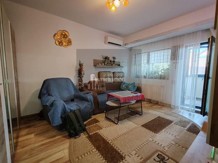 Apartament 2 camere, Sector 5, Pecineaga/Salaj, decomandat, centrala - 2