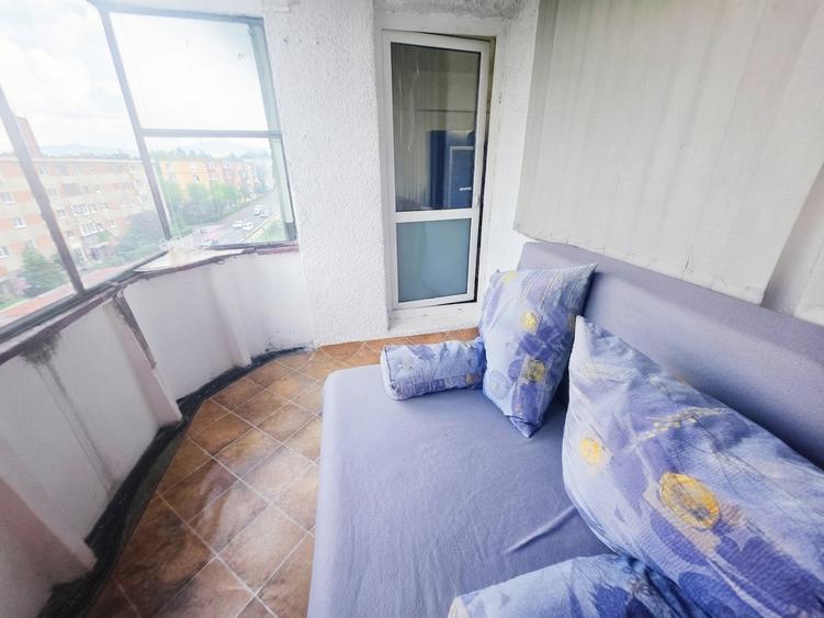 Vand apartament 3 camere cu 2 bai zona Astra, aer conditionat, 2 locuri parcare