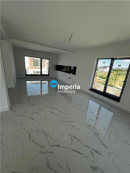 Vila individuala, priveliste superba, finisaje premium, in zona Bucium - Pietrar
