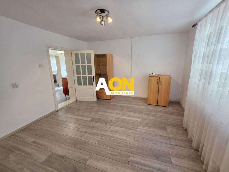 Casa 2 camere, 974 mp teren, Micesti