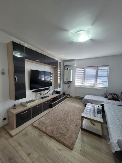 2 camere | Loc de parcare | Centrală pe gaze | Năvodari – Str.Albinelor -390 E