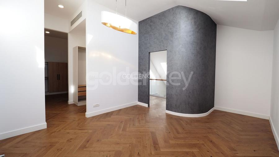 Apartament duplex spatios cu 4 camere | vedere padure | 3 garaje - 15