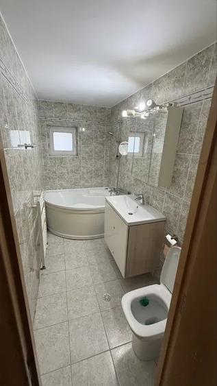 Apartament 3 camere, decomandat, 65 mp, centrala, ac, parcare, Vitan Mall
