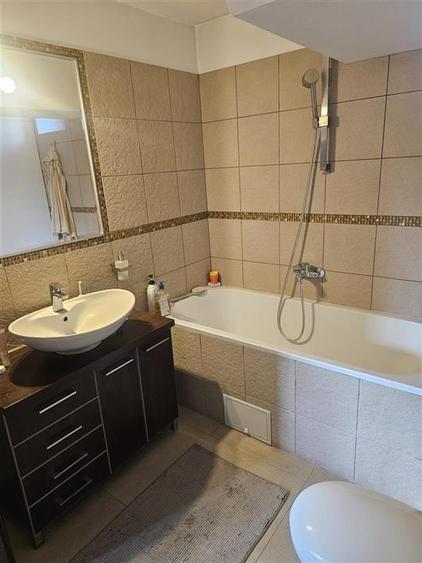 Casa de inchiriat | 3 camere | Brasovul Vechi | Curte | Parcare