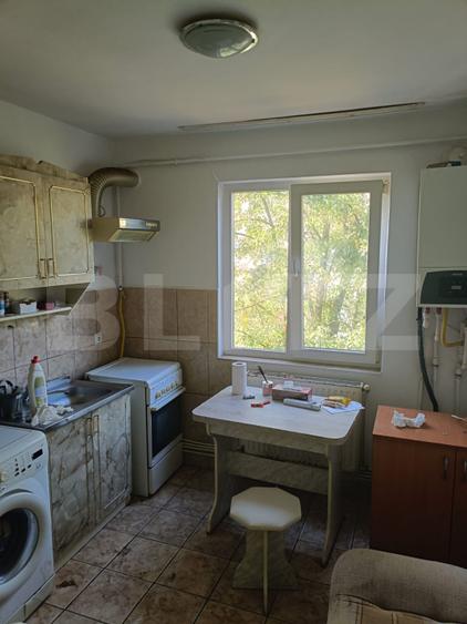 Garosniera de vanzare, 23 mp, zona Soarelui