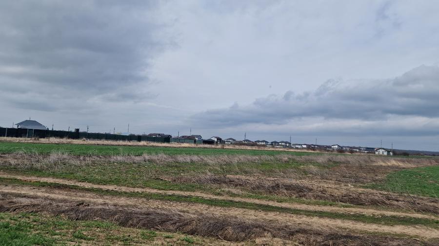Loturi teren  construibil
