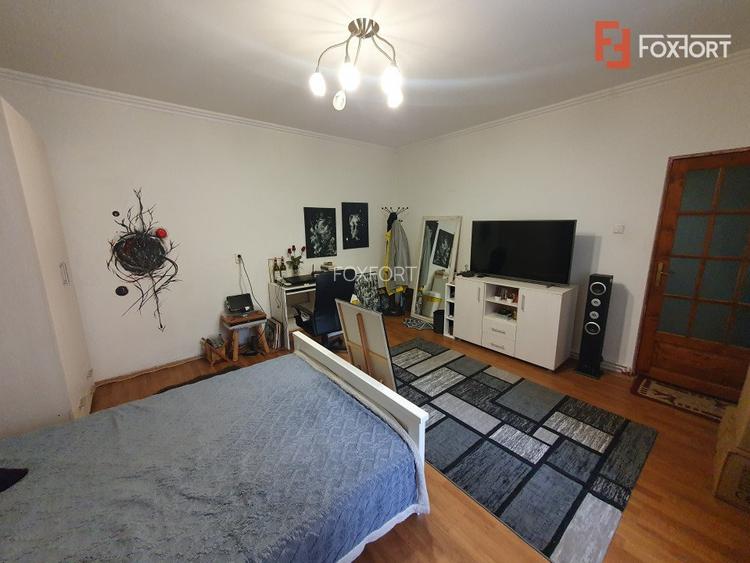 Apartament cu 2 camere decomandat, cladire istorica - Sinaia - 4