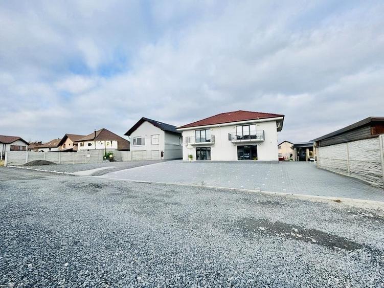 Casa duplex pe orizontala de vanzare pe Calea Cisnadiei in apropiere de Padure