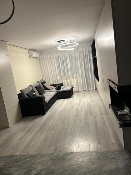De închiriat – Apartament modern cu 3 camere | Zona Centrală