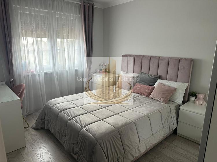 Casa in stil mediteranean, ultrafinisată 5 camere, 3 bai + curte.