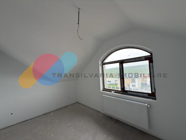 Casă individuala P+E+Pod, 225 mp, Chinteni