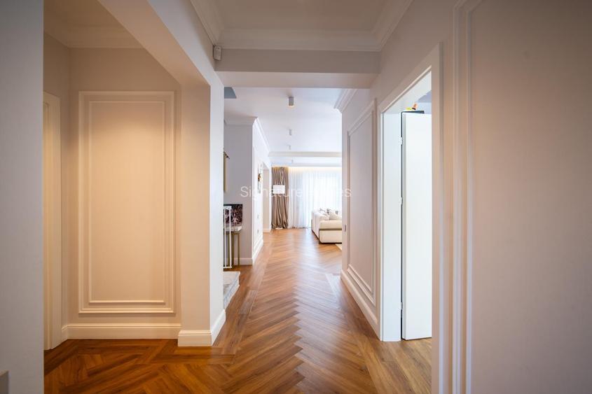 Vila Exclusivista cu 6 Dormitoare, Finisaje din Marmura si Curte mare - 6