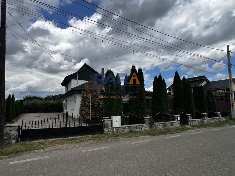 Casă Cordun, 2 dormitoare + living, 1000 mp teren