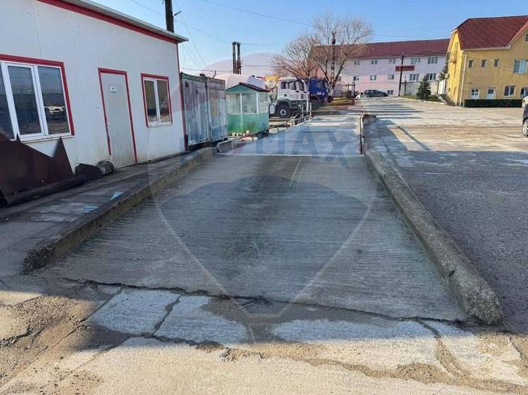 De vânzare Stație de betoane și Clădire Administrativă în Marghita