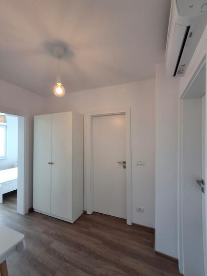 Apartament 3 camere zona centrala, complet utilat si mobilat