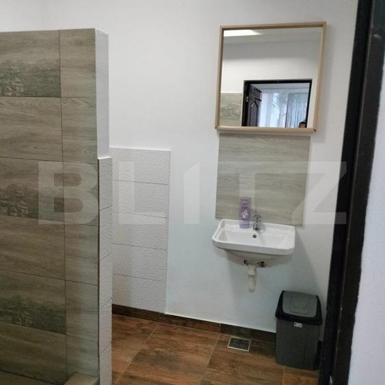 Apartament cu 2 garsoniere, 90 mp, ideal pentru investitie, zona Semicentral