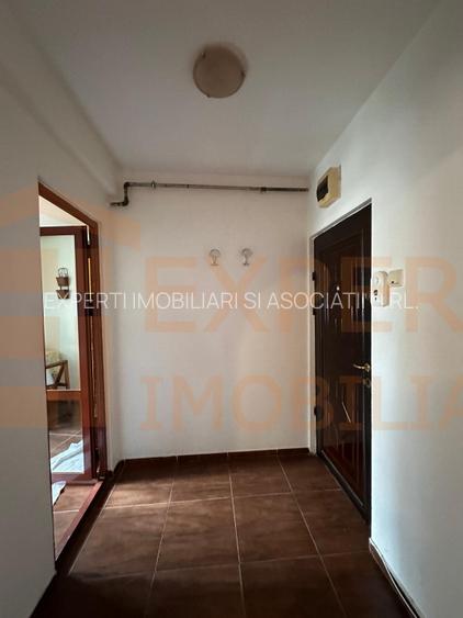Apartament 2 camere de vanzare, situat in zona Tomis II - 7