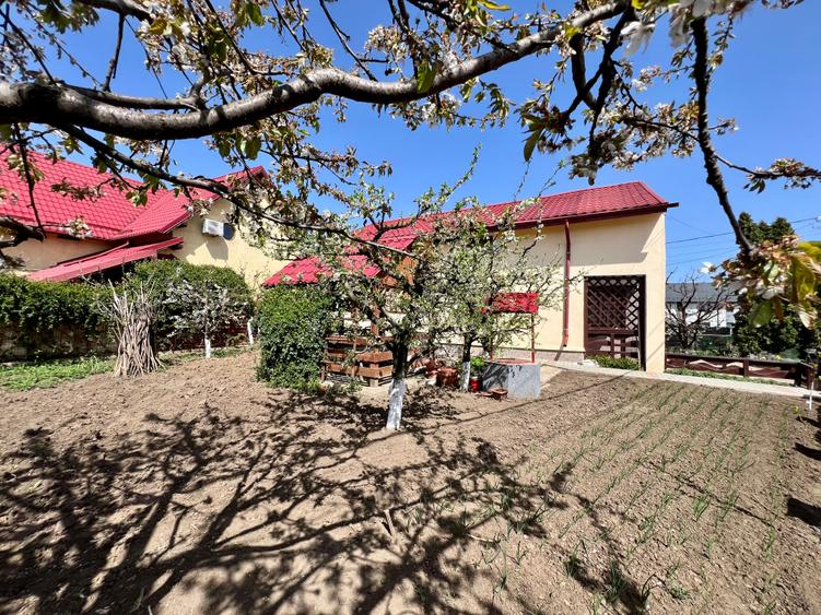 Fidelia Casa vă oferă spre vânzare o vila individuală cu 5 camere si 2 băi