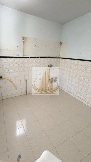 Apartament 2 camere, etaj 1, Eroii Revoluți